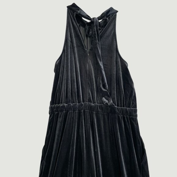 NEW Women's M Jumpsuit Velvet Sleeveless Halter High neck Black A new day 1614 - Picture 4 of 9